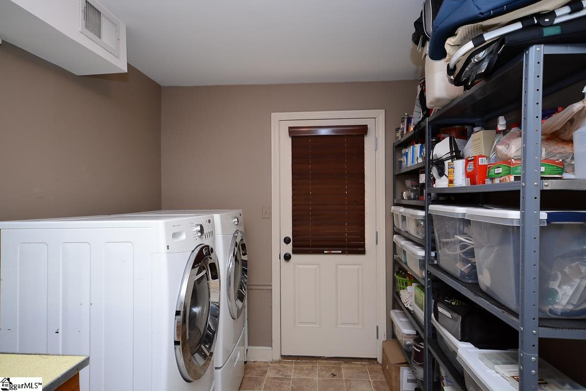 3700 Edwards Road Taylors, SC 29687 - Photo 20 of 31 Gallery Image 20