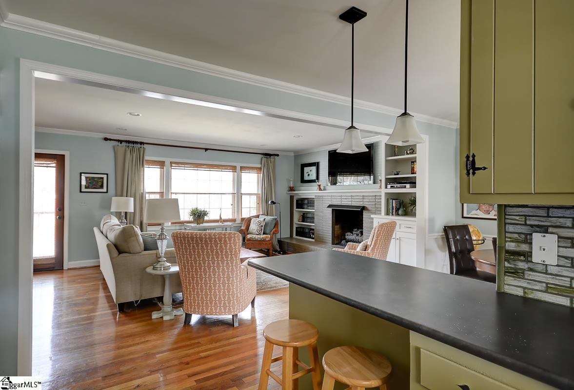 3700 Edwards Road Taylors, SC 29687 - Photo 3 of 31 Gallery Image 3