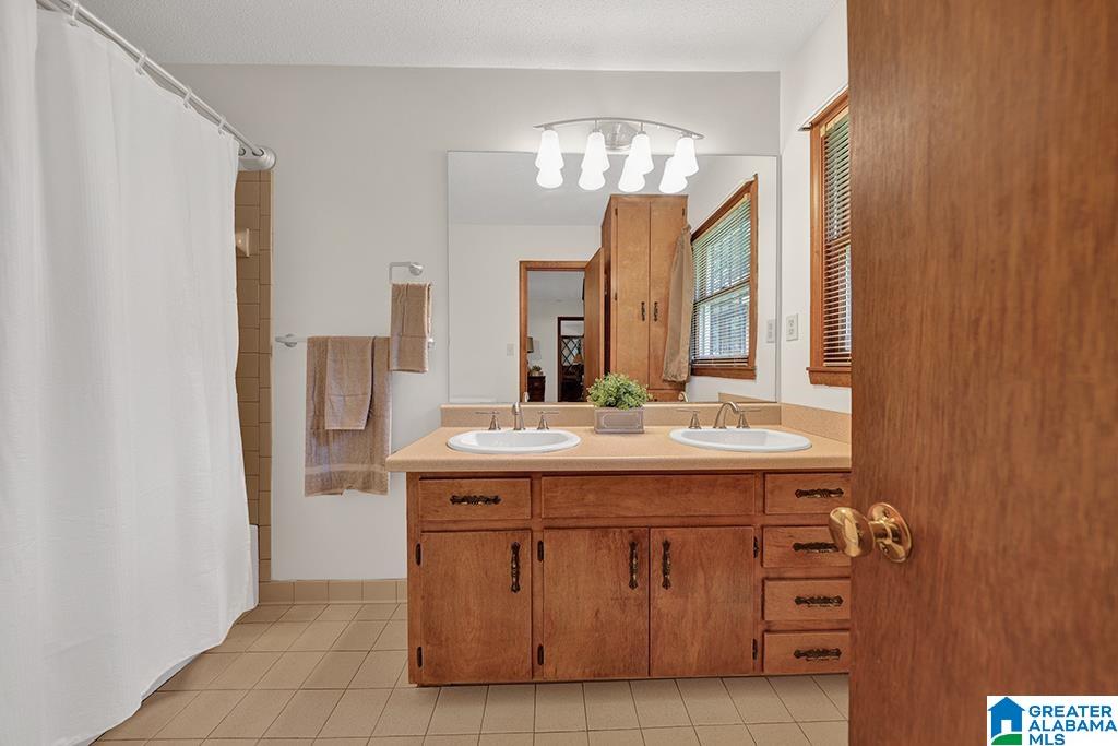 1201 Rutledge Drive Birmingham, AL 35228 - Photo 22 of 27 Gallery Image 22