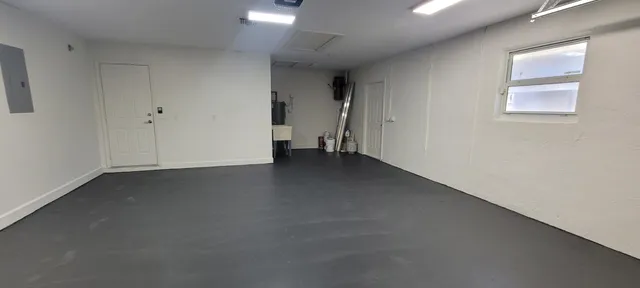 a view of a room with shelf