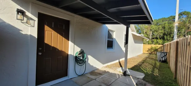 $3,700 | 524 Indigo Avenue, Wellington, FL 33414