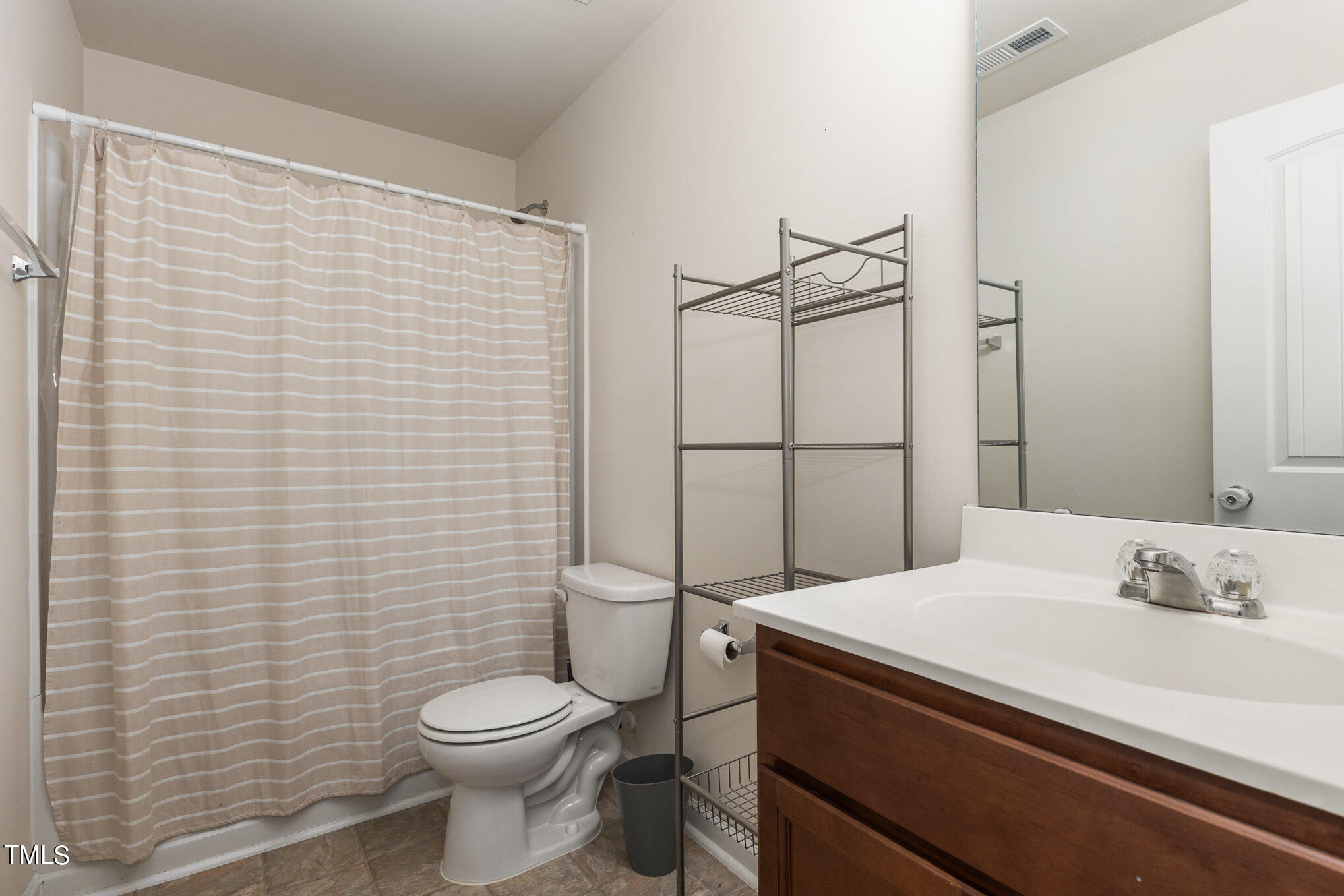 8135 Feldwig Place Raleigh, NC 27616 - Photo 21 of 27 021_cy1a4764-edit