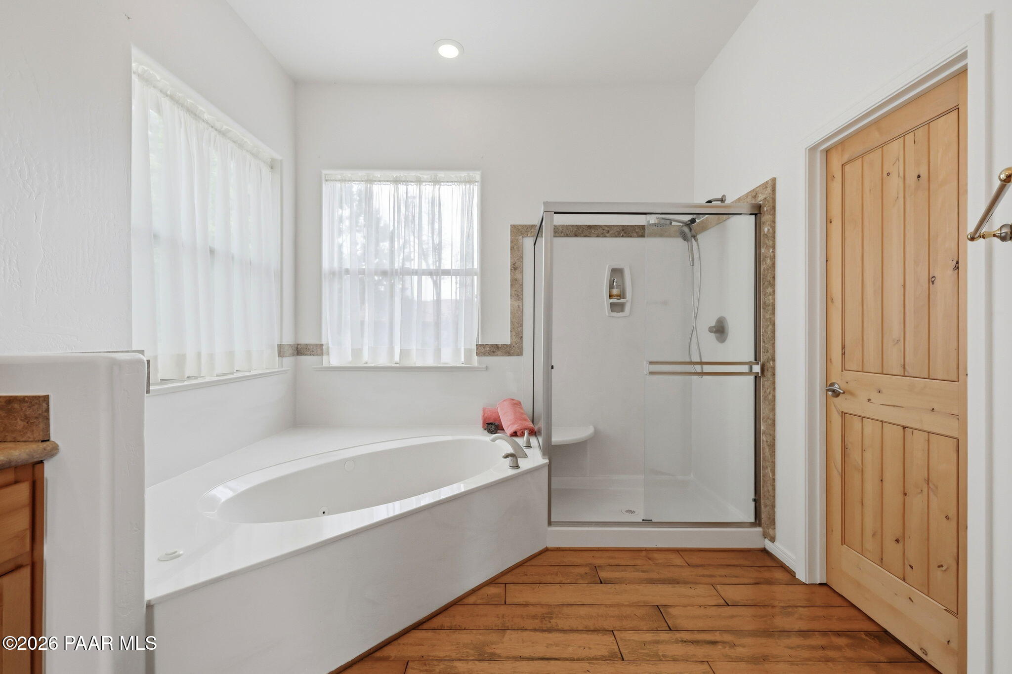 2144 Forest Mountain Road Prescott, AZ 86303 - Photo 26 of 51 33-Primary Bathroom 2
