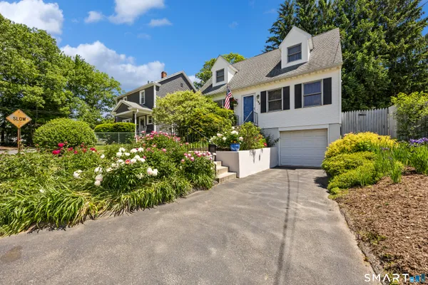 $288,000 | 188 Academy Avenue, Waterbury, CT 06705