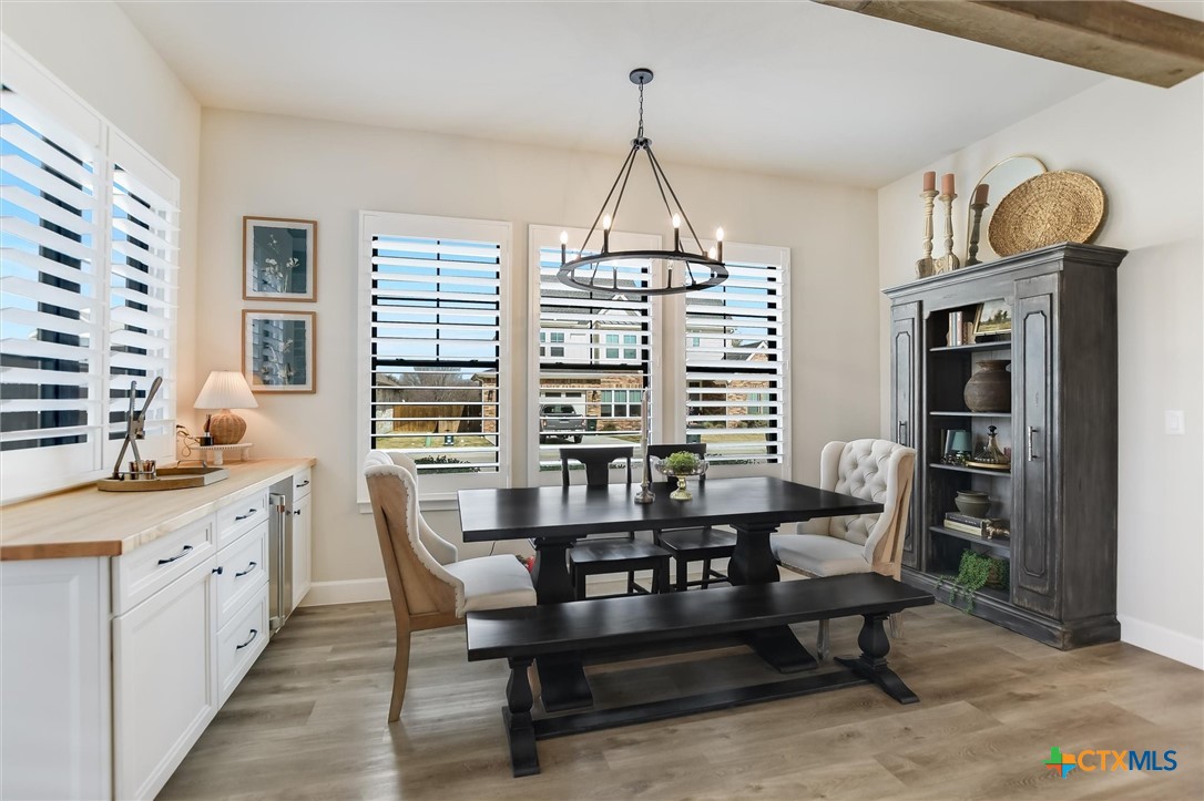 105 Retreat Place Georgetown, TX 78626 - Photo 13 of 42 a dining room with furniture and window