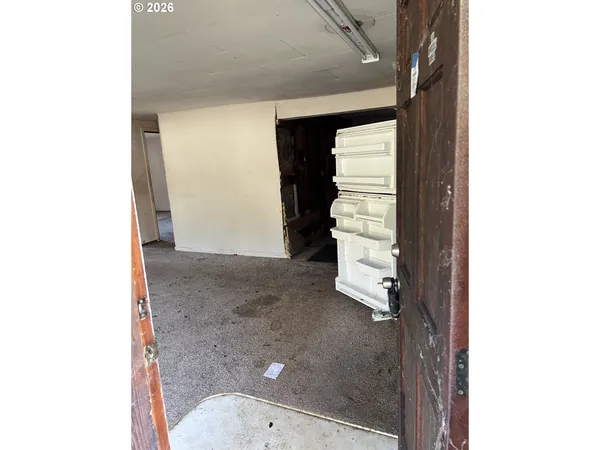 a view of a room with an empty space
