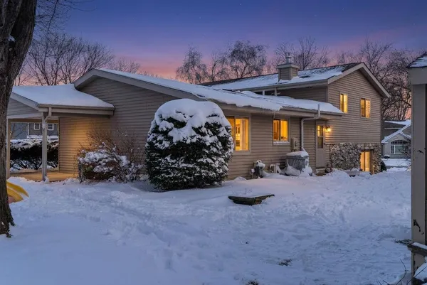 $349,900 | 3458 Field Crest Court, Beloit, WI 53511