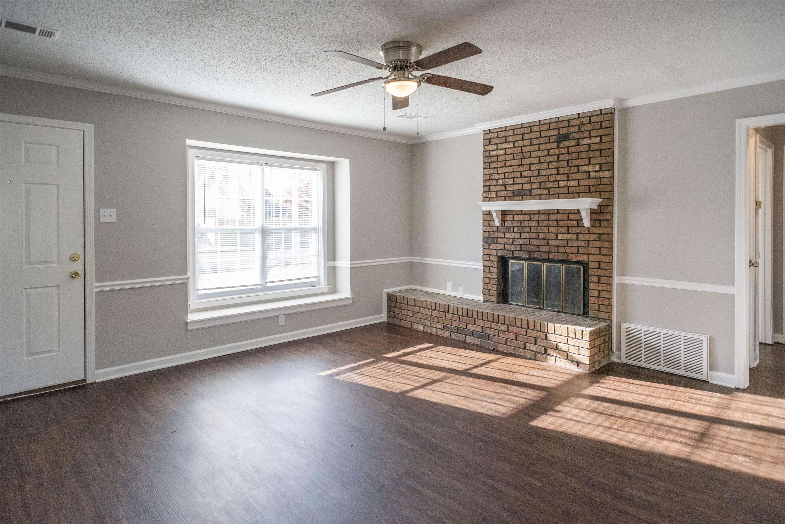 7232 Country Side Road Memphis, TN 38133 - Photo 4 of 15 Gallery Image 4