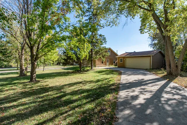 $2,550 | 1700 Gideon Avenue, Zion, IL 60099