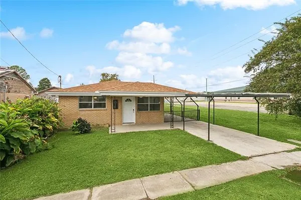 $169,900 | 3620 Sinclair Street, Chalmette, LA 70043