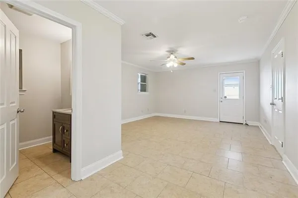 $169,900 | 3620 Sinclair Street, Chalmette, LA 70043