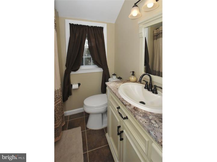 127 Andrea Road Cheltenham, PA 19012 - Photo 14 of 25 Bathroom
