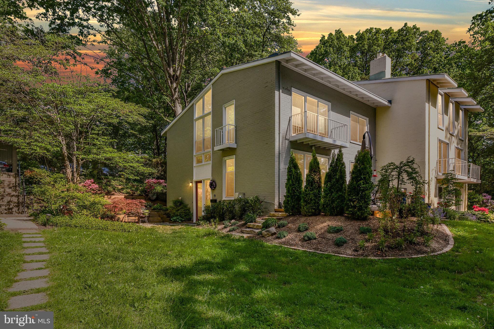 11485 Waterview Cluster Reston, VA 20190 - Photo 1 of 50