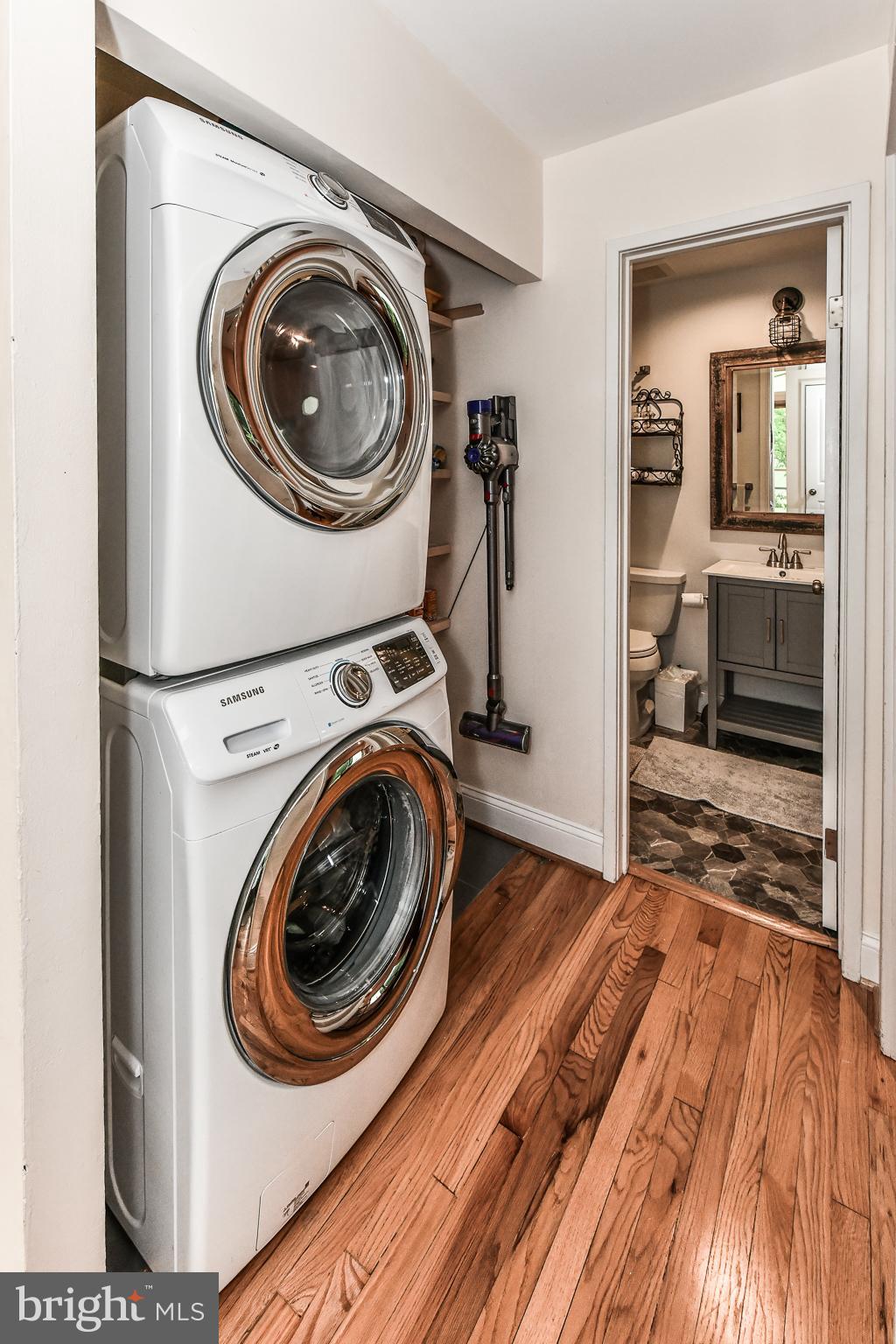 11485 Waterview Cluster Reston, VA 20190 - Photo 31 of 50 Upstairs Laundry