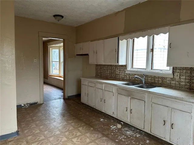 $115,000 | 65-67 Lake View Park, Rochester, NY 14613