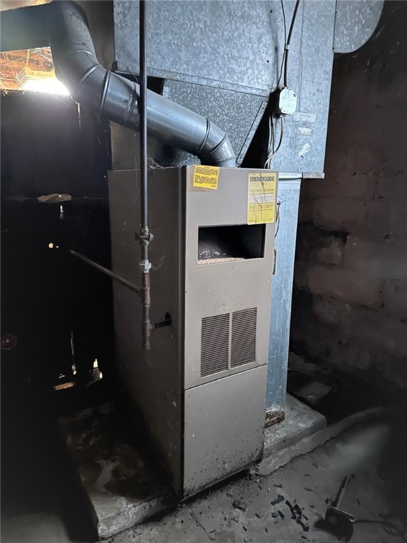 65-67 Lake View Park Rochester, NY 14613 - Photo 9 of 10