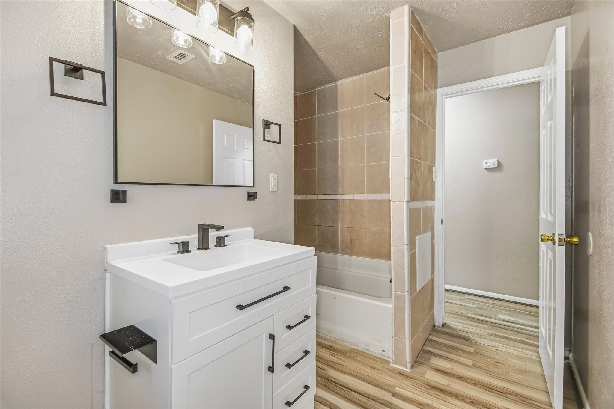 5418 Pershing Street Houston, TX 77033 - Photo 28 of 36