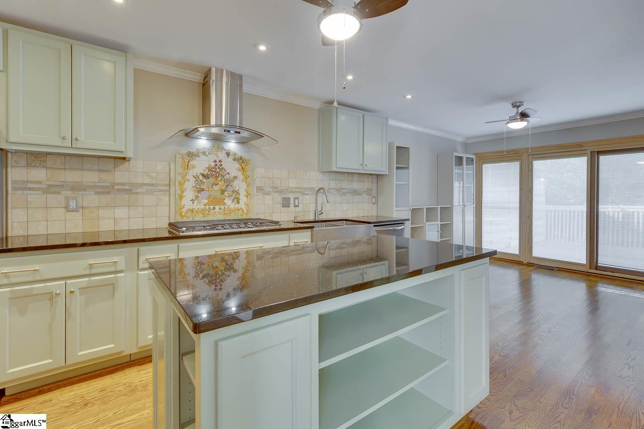 1205 Shadow Way Greenville, SC 29615 - Photo 12 of 48