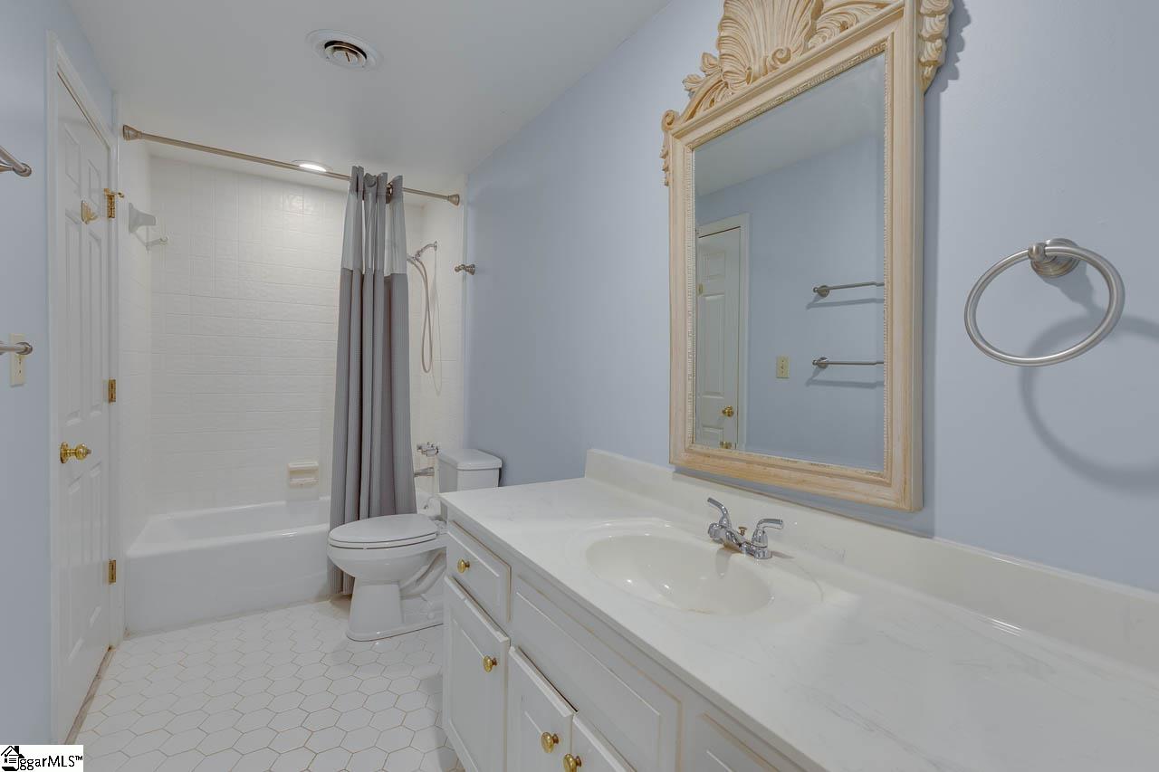 1205 Shadow Way Greenville, SC 29615 - Photo 35 of 48