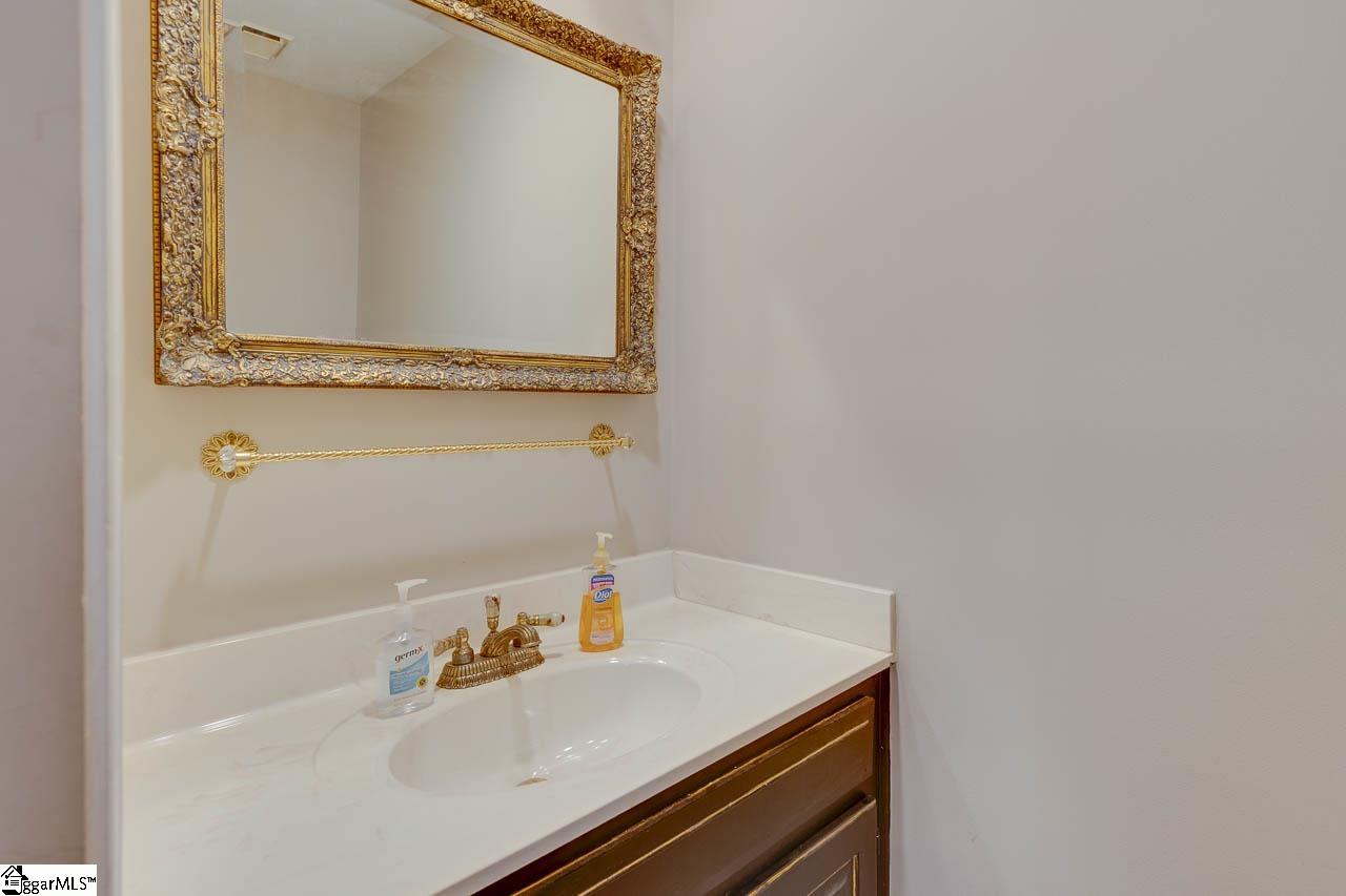 1205 Shadow Way Greenville, SC 29615 - Photo 6 of 48