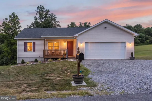$335,000 | 86 Hampshire House Drive, Yellow Spring, WV 26865