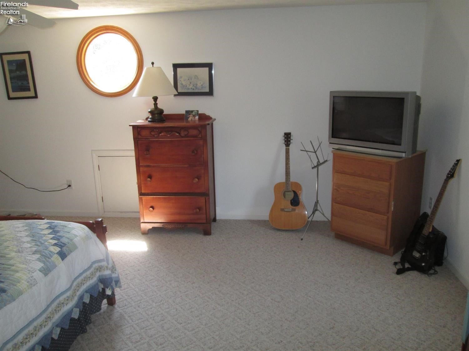 2227 East Sand Road Port Clinton, OH 43452 - Photo 11 of 20 Gallery Image 11