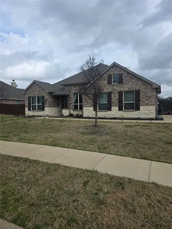 $354,000 | 904 Royse Ridge Road, Ennis, TX 75119