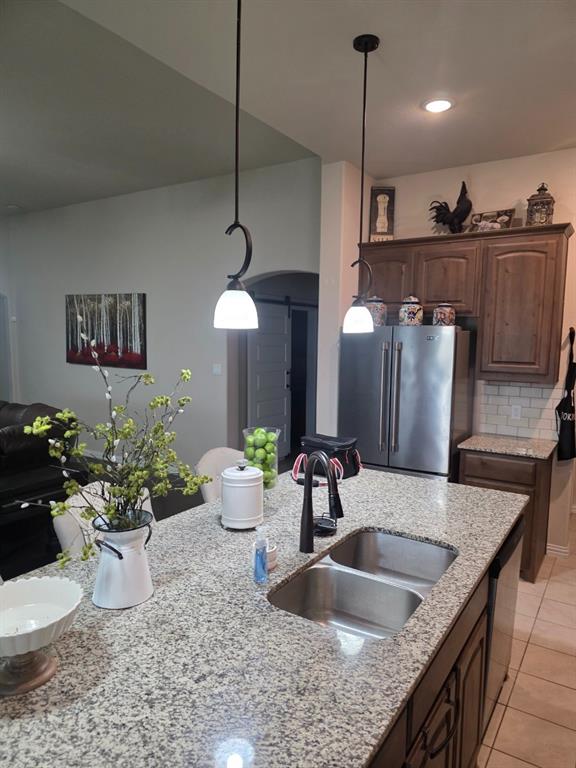 904 Royse Ridge Road Ennis, TX 75119 - Photo 9 of 18