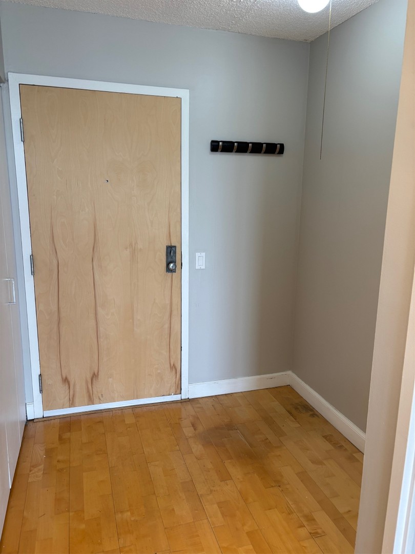 5320 North Sheridan Road, Unit 1610 Chicago, IL 60640 - Photo 18 of 18