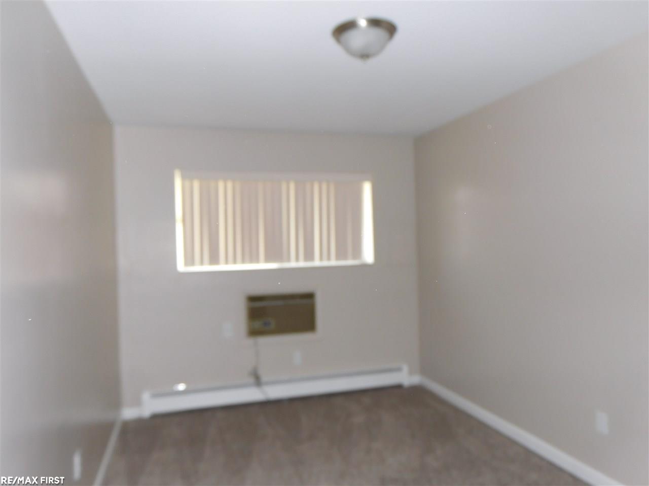 23371 Kelly Road, Unit 6 Eastpointe, MI 48021 - Photo 9 of 15