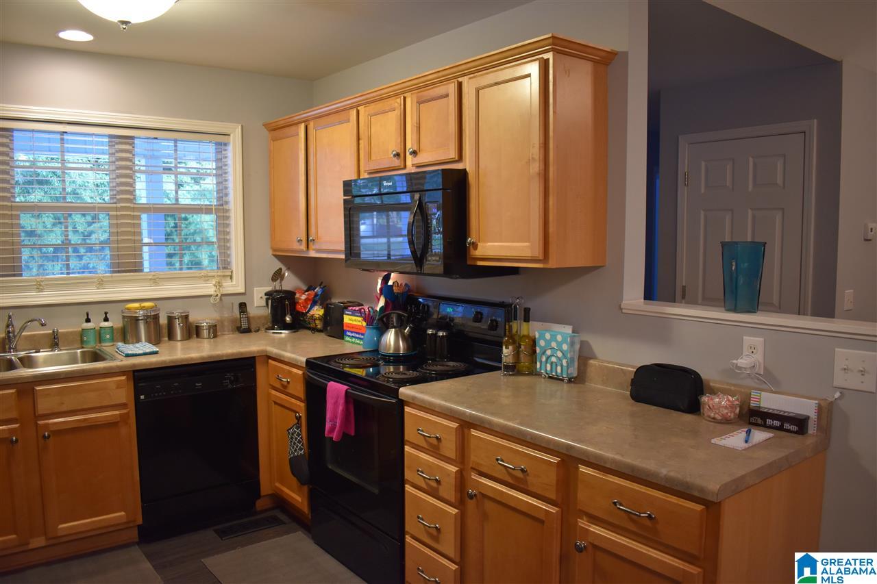340 Abbey Road Warrior, AL 35180 - Photo 10 of 23