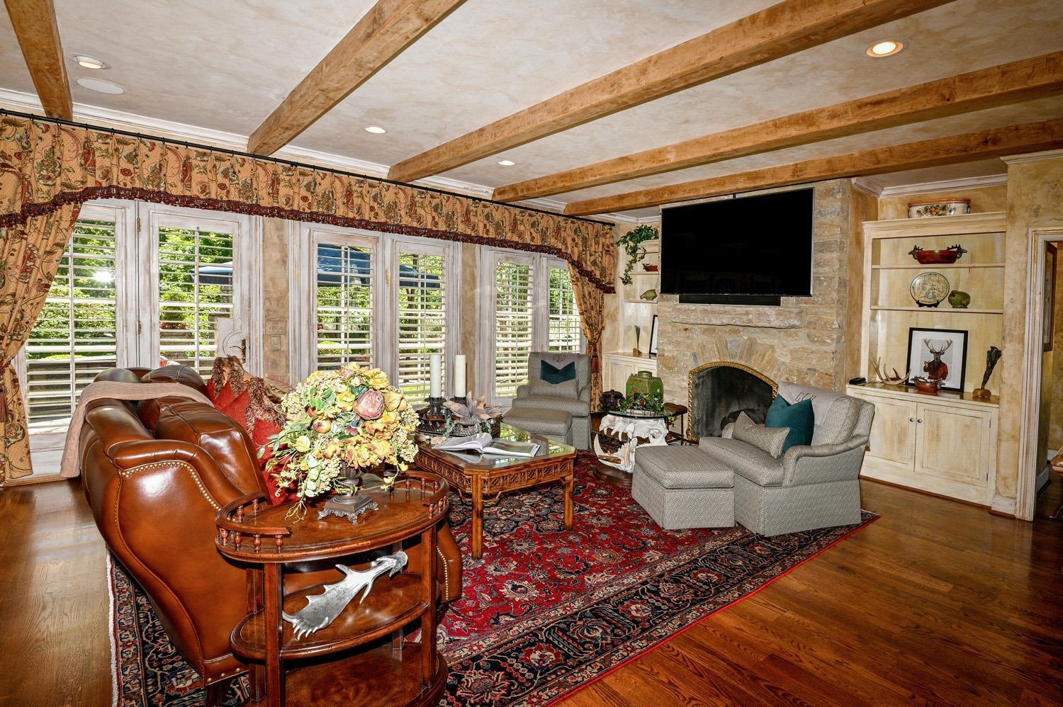 8625 Hopewell Road Cincinnati, OH 45242 - Photo 25 of 50 Gallery Image 25