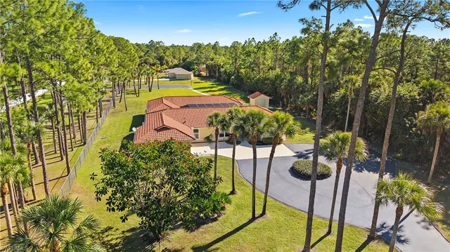 $1,000,000 | 1580 16th Street Northeast, Naples, FL 34120