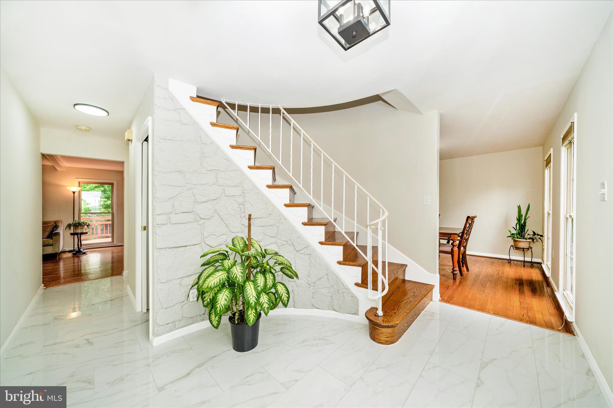 16000 Narrows Terrace Silver Spring, MD 20906 - Photo 4 of 54 Foyer