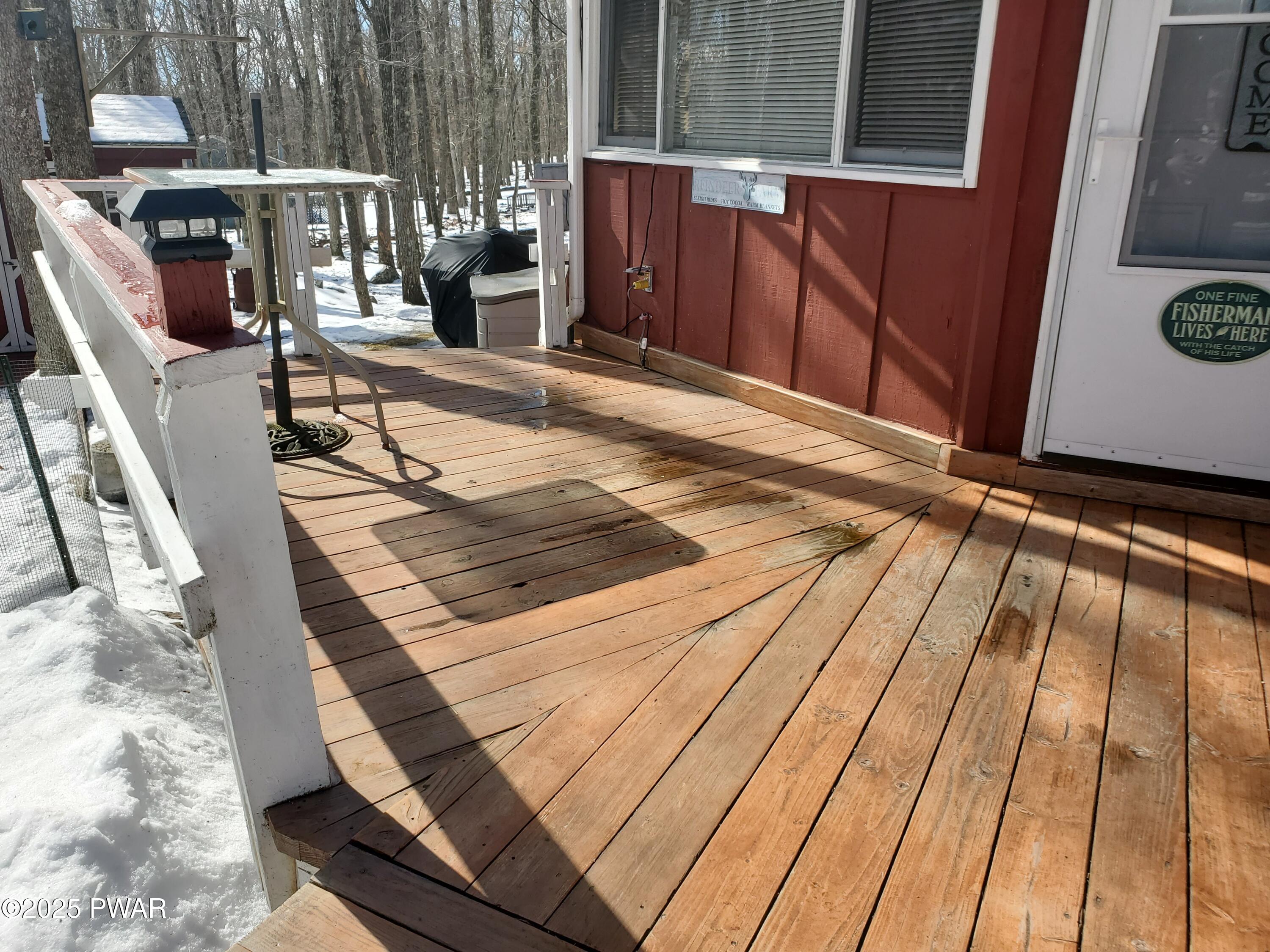 219 Forest Ridge Drive Hawley, PA 18428 - Photo 7 of 64