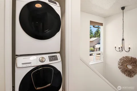 $445,000 | 10037 Northeast 138th Place, Unit D7, Kirkland, WA 98034