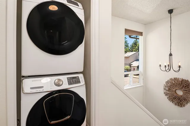 $445,000 | 10037 Northeast 138th Place, Unit D7, Kirkland, WA 98034