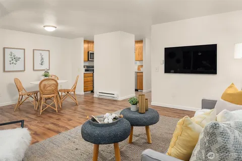 $445,000 | 10037 Northeast 138th Place, Unit D7, Kirkland, WA 98034