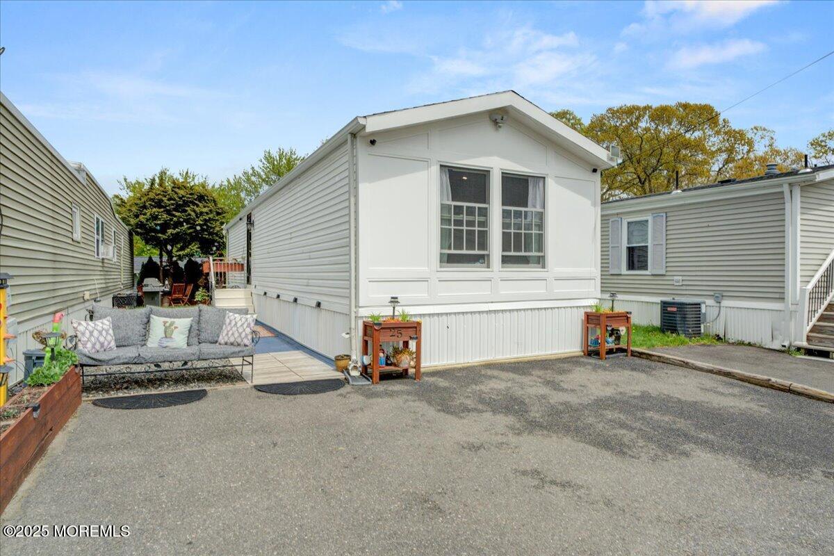 1820 State Rte 35, Unit 25 Wall, NJ 07719 - Photo 19 of 23 01-Front Exterior