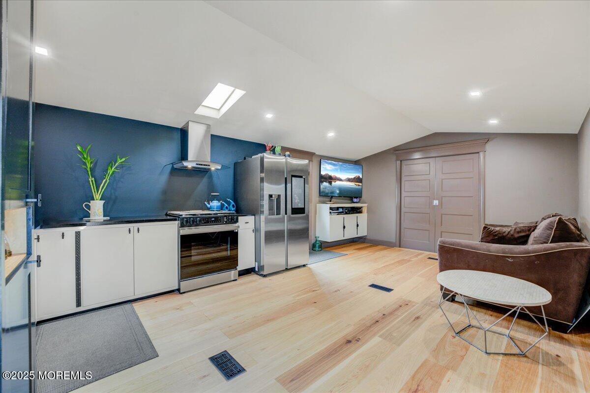 1820 State Rte 35, Unit 25 Wall, NJ 07719 - Photo 3 of 23 04-Kitchen