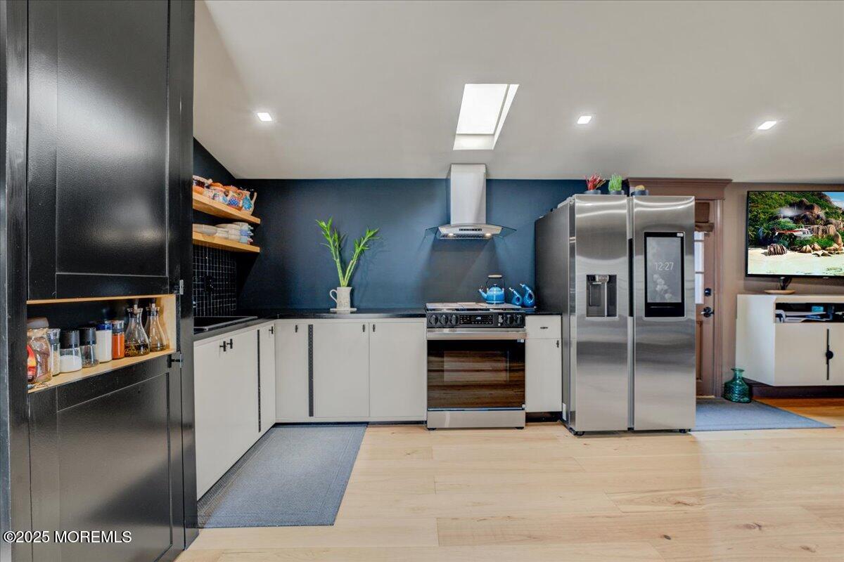 1820 State Rte 35, Unit 25 Wall, NJ 07719 - Photo 4 of 23 07-Kitchen