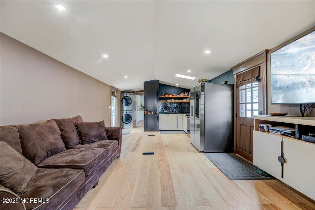 1820 State Rte 35, Unit 25 Wall, NJ 07719 - Photo 7 of 23 10-Living Room