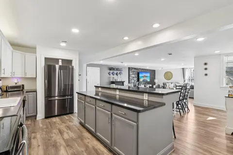 $699,900 | 9205 South Chicago Road, Oak Creek, WI 53154