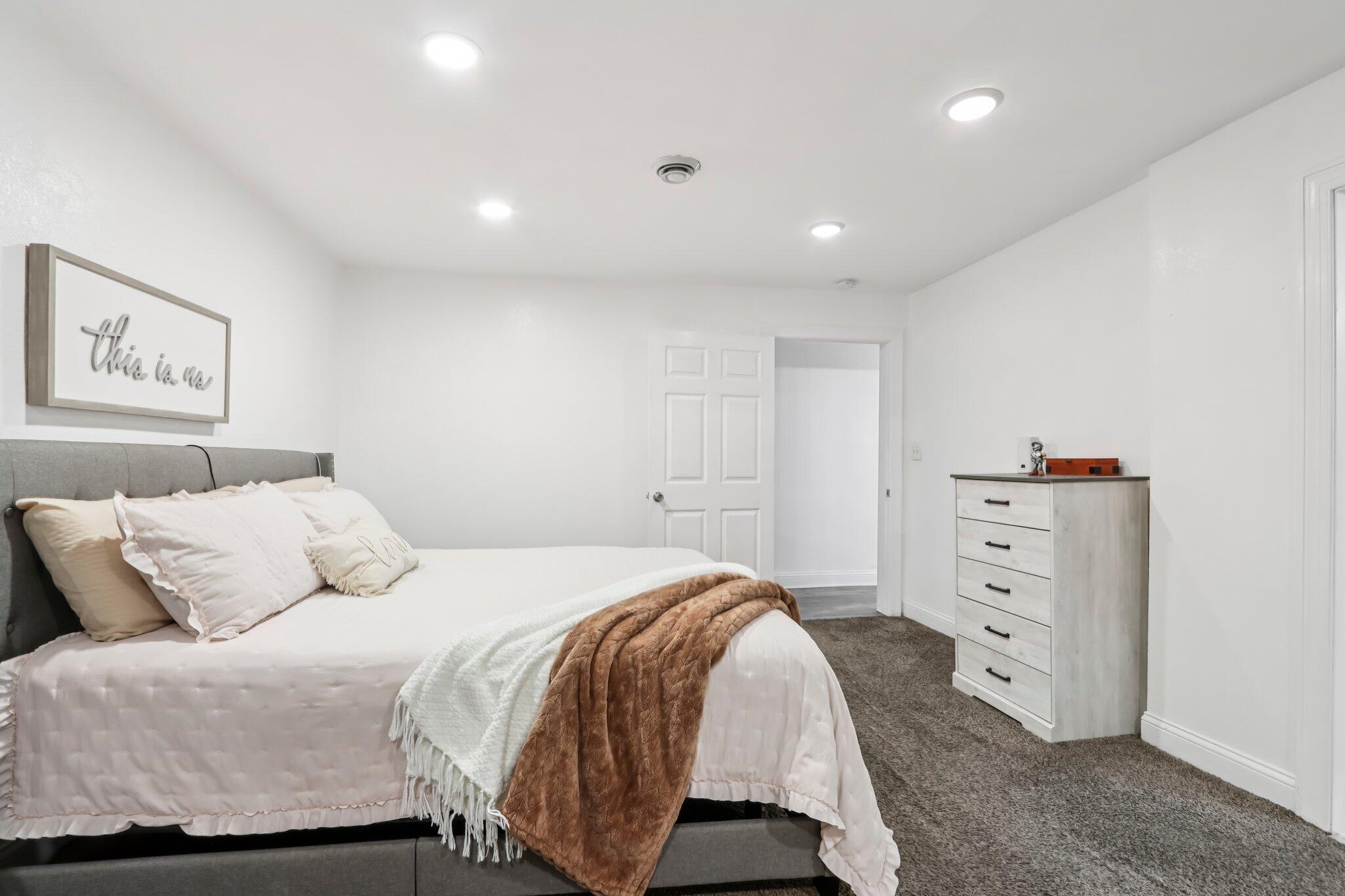 9205 South Chicago Road Oak Creek, WI 53154 - Photo 18 of 48 Master bedroom