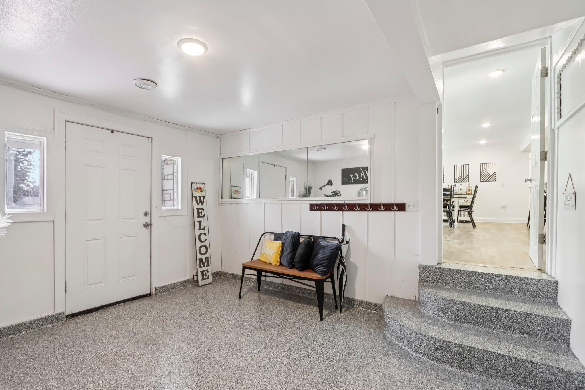 9205 South Chicago Road Oak Creek, WI 53154 - Photo 28 of 48 Entry