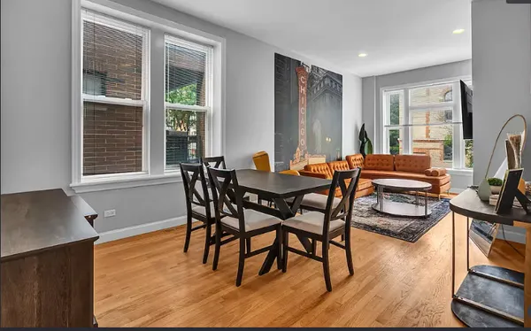 $3,999 | 448 North Aberdeen Street, Unit 2, Chicago, IL 60642