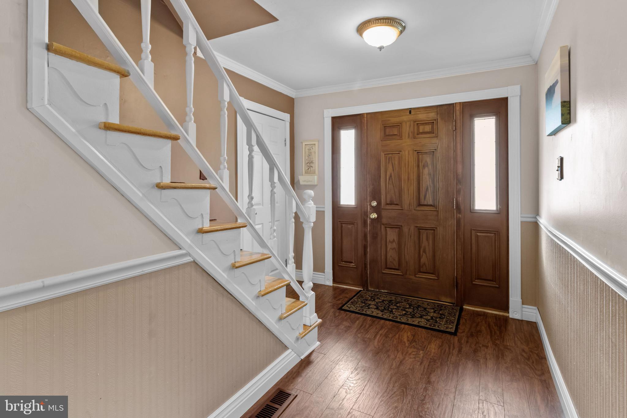 532 Ehret Road Fairless Hills, PA 19030 - Photo 14 of 35 Foyer