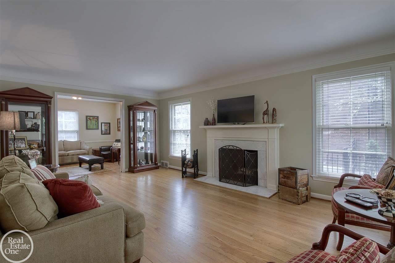 1178 Harvard Road Grosse Pointe, MI 48230 - Photo 11 of 26 31323127-11.JPG