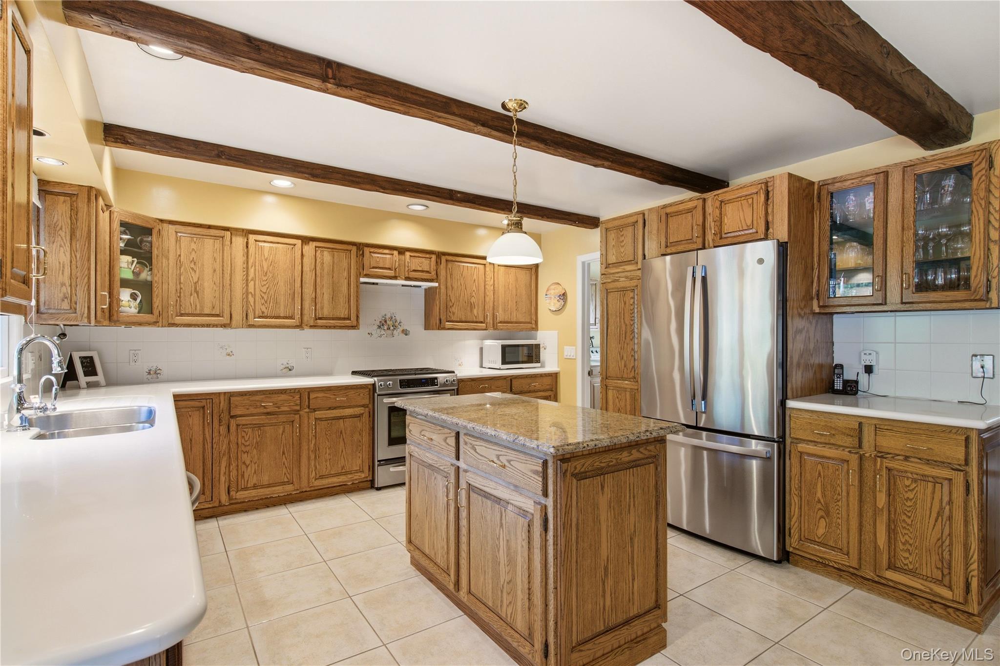 54 Snake Hill Road Cold Spring Harbor, NY 11724 - Photo 17 of 39