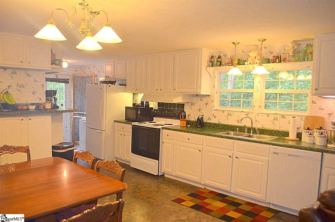 301 Cedar Falls Road Fountain Inn, SC 29644 - Photo 9 of 32 Gallery Image 9